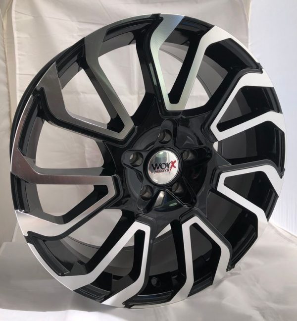 20" Worx Twist Style Black and Polished alloy wheels