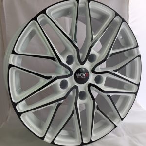 20" Worx Wraith Style White and Anodised Black alloy wheels