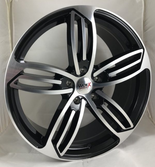 18" Worx Fantom-R Style Black and Polished alloy wheels