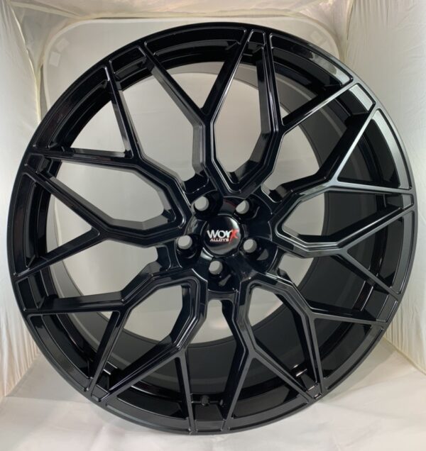 23" Worx WVR Style Gloss Black alloy wheels